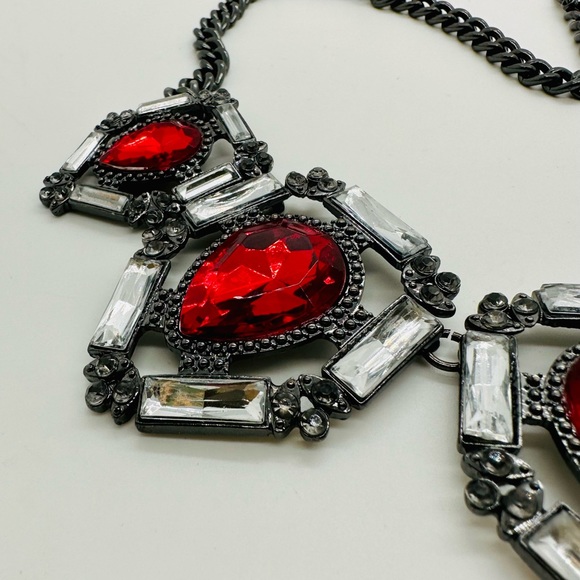 Modern Vintage Red Crystal Statement Necklace - Picture 8 of 14